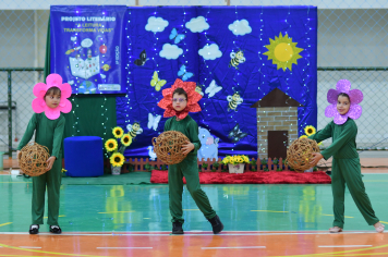 Foto - PROJETO LITERÁRIO - JESUS MENINO