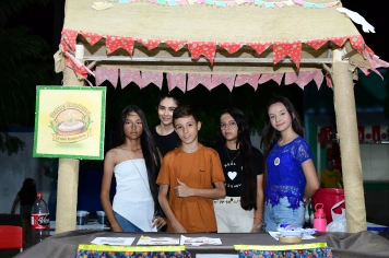 Foto - II FEIRA DO EMPREENDEDORISMO DA ESCOLA MUNICIPAL JOÃO BERNARDINO DE LIMA