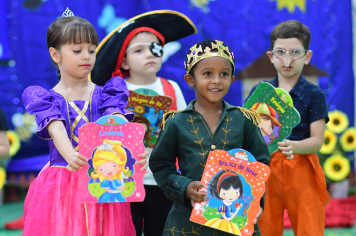 Foto - PROJETO LITERÁRIO - JESUS MENINO