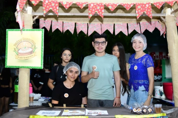 Foto - II FEIRA DO EMPREENDEDORISMO DA ESCOLA MUNICIPAL JOÃO BERNARDINO DE LIMA