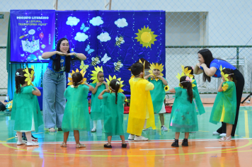 Foto - PROJETO LITERÁRIO - JESUS MENINO